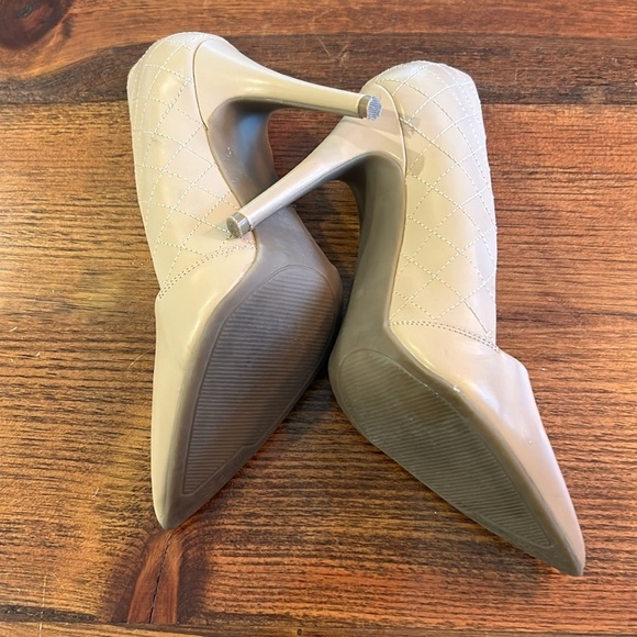 Guess stilettos Sz 9 - Picture 3 of 5